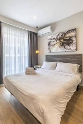 Studio room 11 with kitchenette in the heart of St Julians